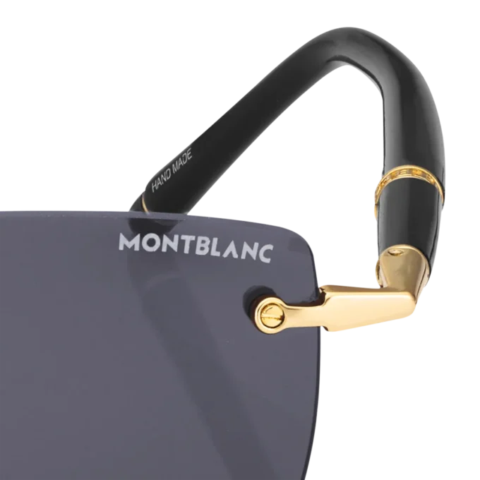 Rechteckige Sonnenbrille mit goldfarbenem Metallrahmen