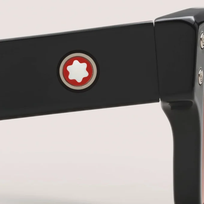 Rechteckige Sonnenbrille mit schwarzem Acetatrahmen