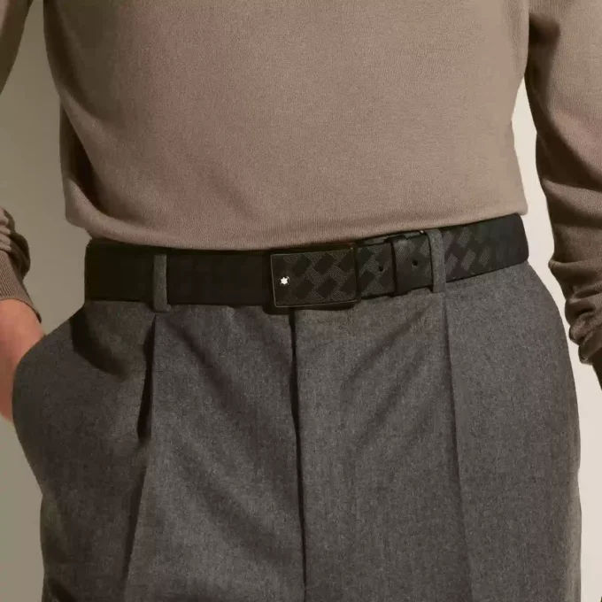 Schwarzer 35-mm-Ledergürtel